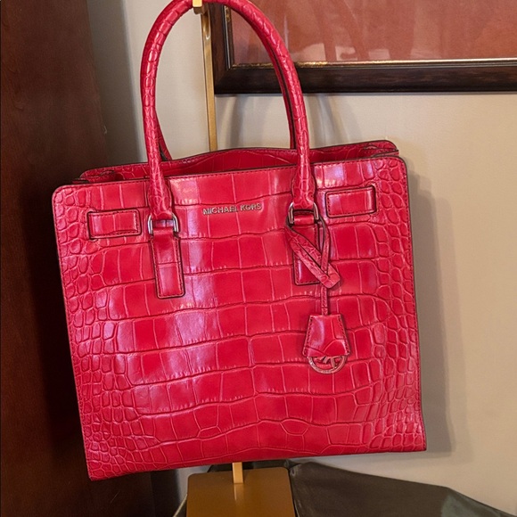 Michael Kors Dillon Large Red Croc-Embossed Satchel